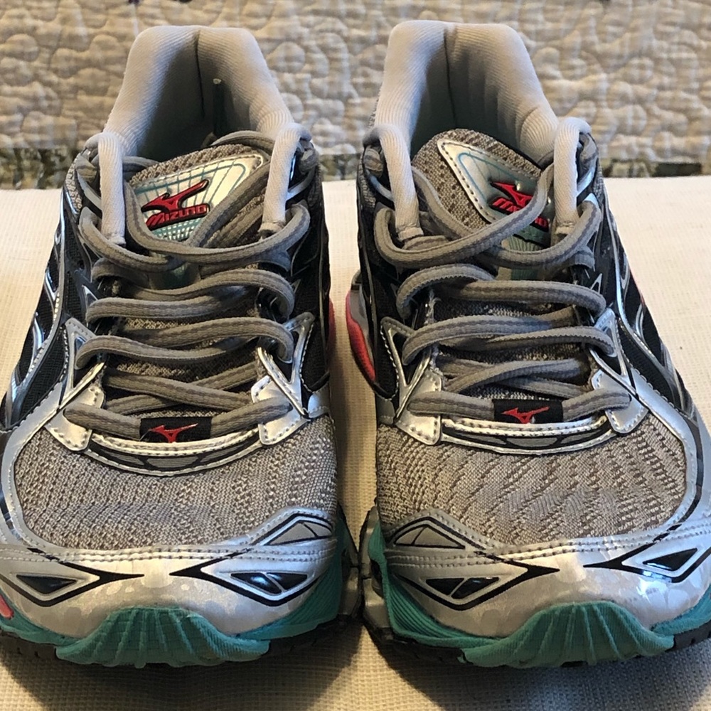 Mizuno Wave Prophecy 6 Running Shoe